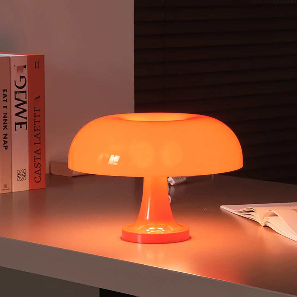 abajur cogumelo bauhaus laranja aceso sobre a mesa - foto 7