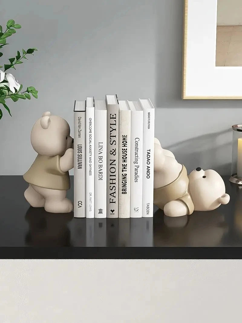 apoio de livros ursinho em resina na estante - foto 6