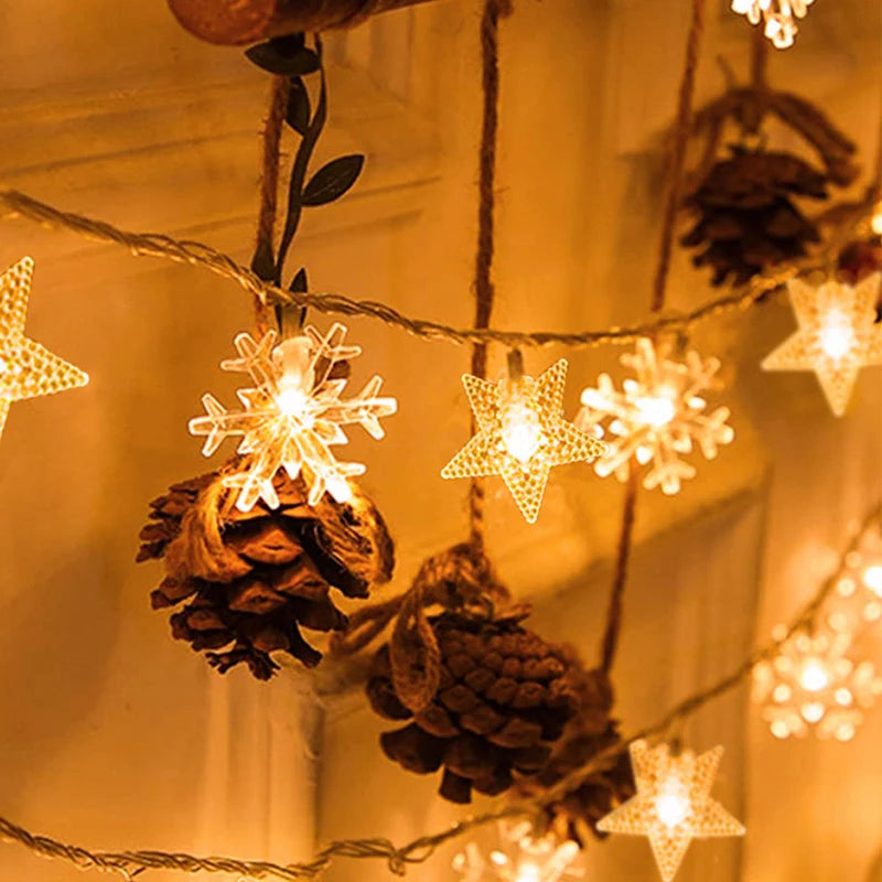 cordão de luzes de natal com figuras de árvores e renas - foto 3