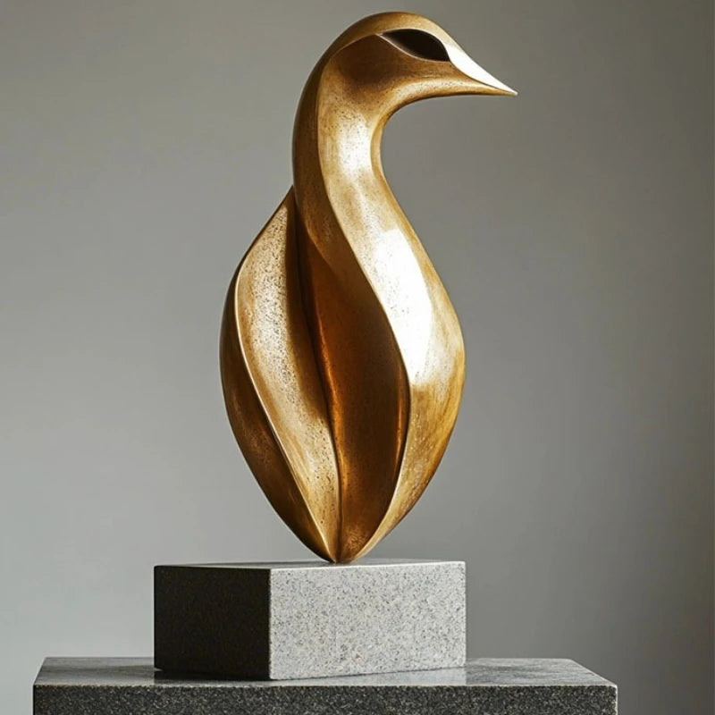 escultura abstrata madeira curva e ave dourada - foto 3