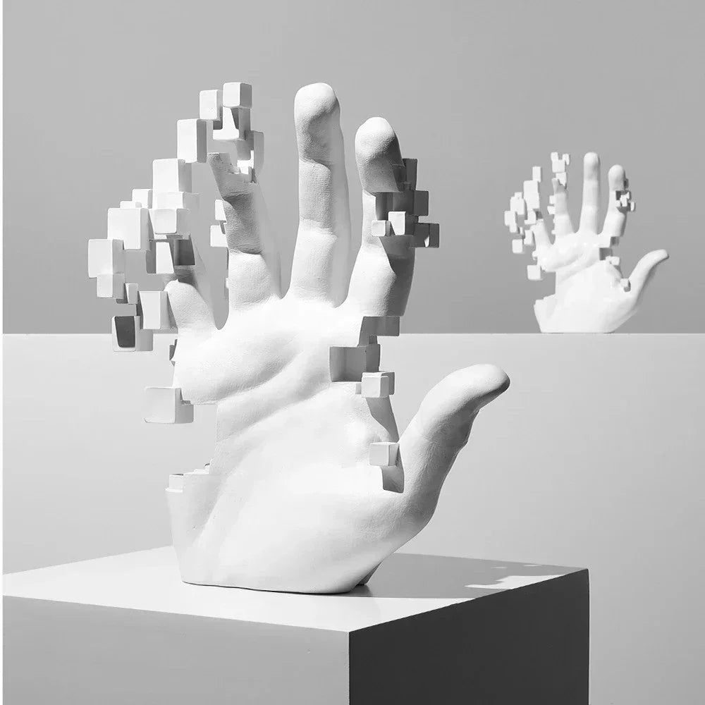 escultura de mão minimalista em resina