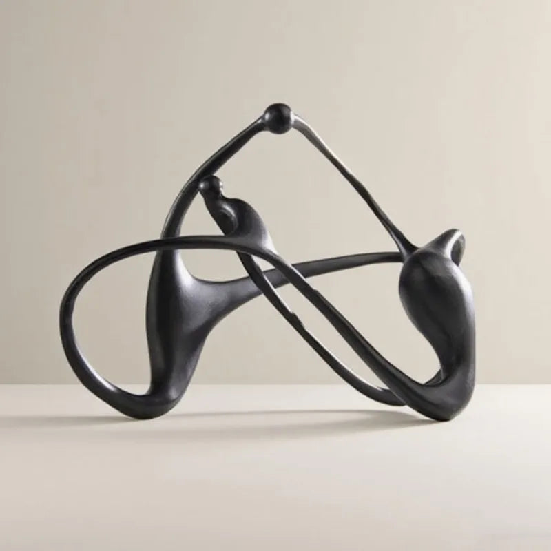 escultura nórdica moderna em resina preta e branca - foto 2