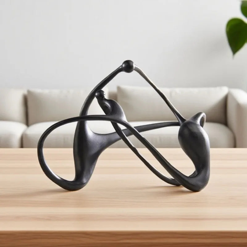 escultura nórdica moderna em resina preta e branca - foto 5