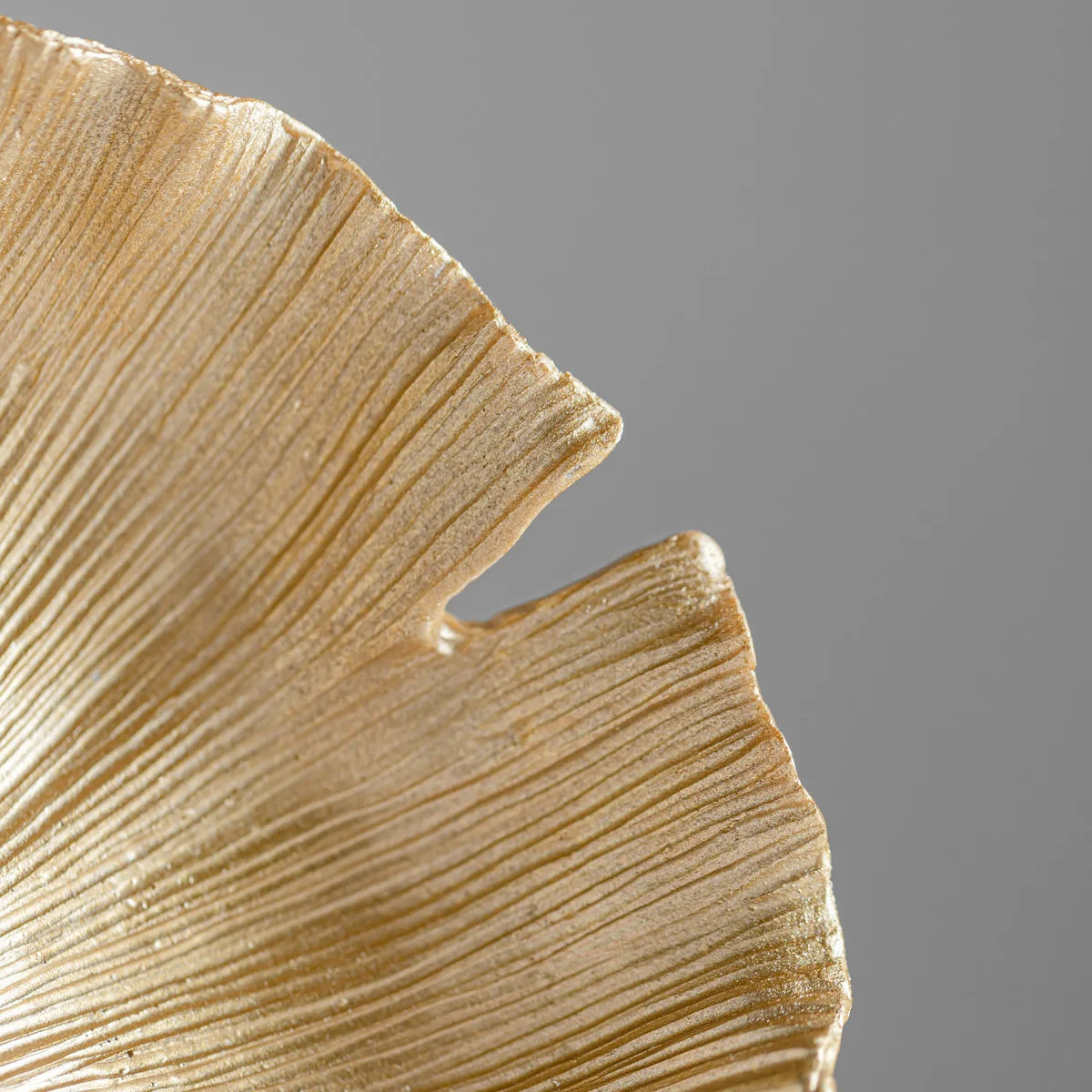 prato decorativo em formato de folha de ginkgo dourada - foto 5