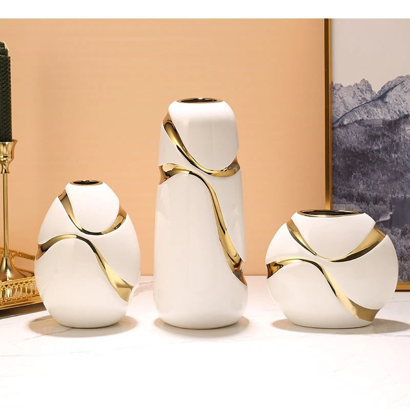 vaso de cerâmica com acabamento dourado - foto 4