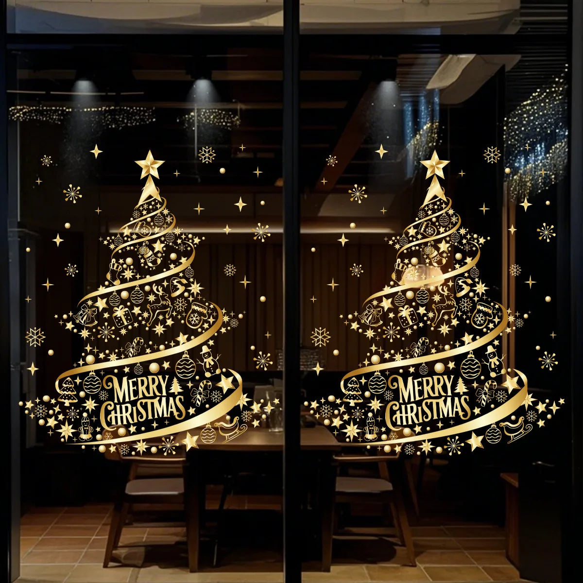 adesivo de natal dourado aplicado em janela de vidro