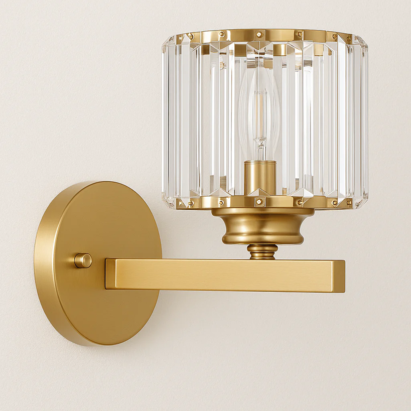 arandela de cristal dourada instalada na parede