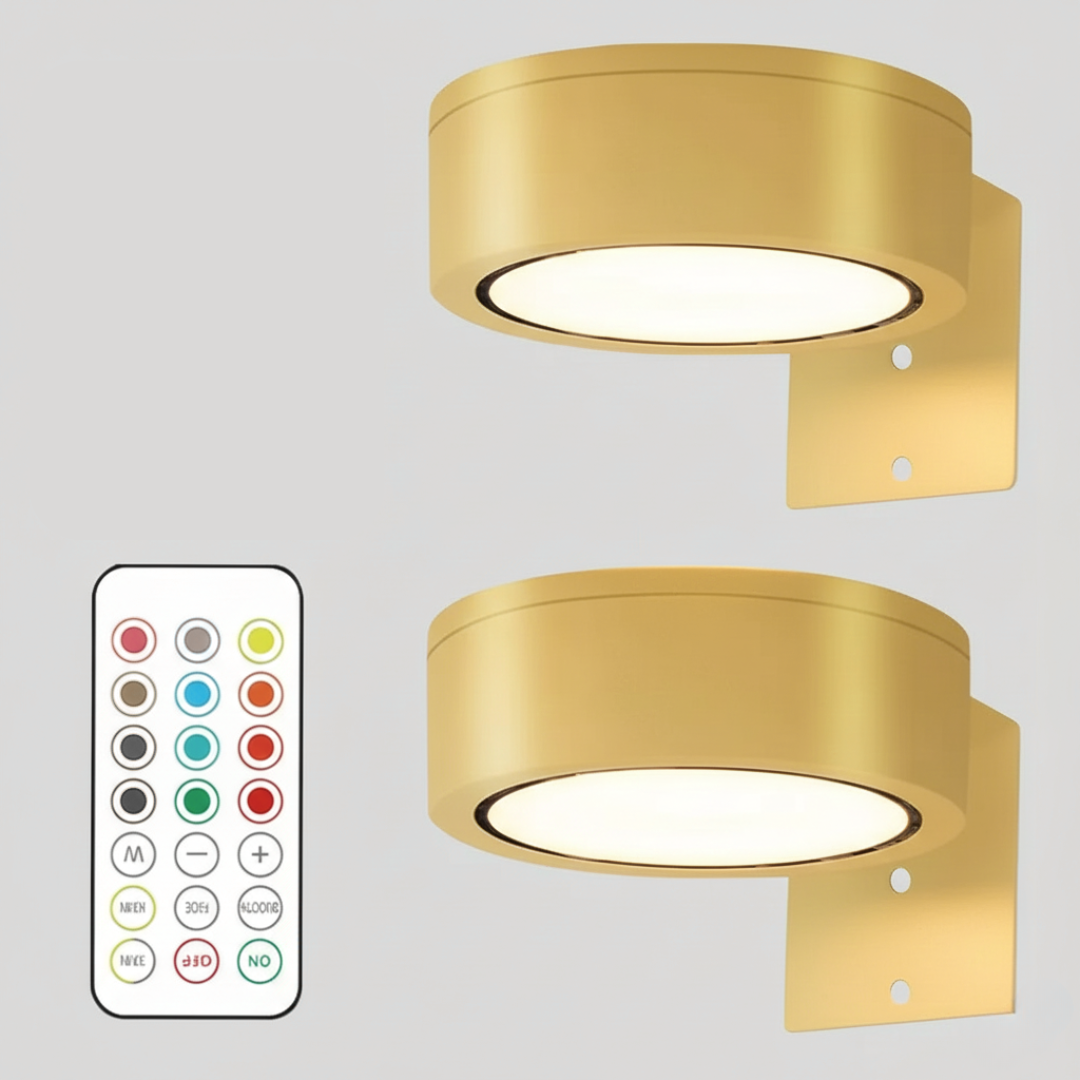 arandela magnética led trio dourada acesa na parede - foto 6