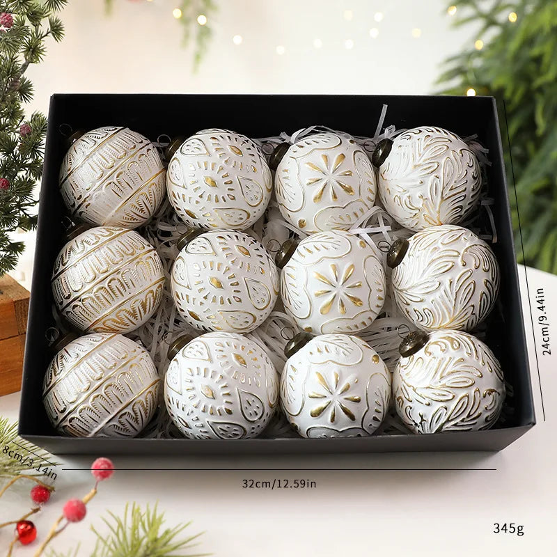 conjunto de bolas de natal decorativas na árvore - foto 9