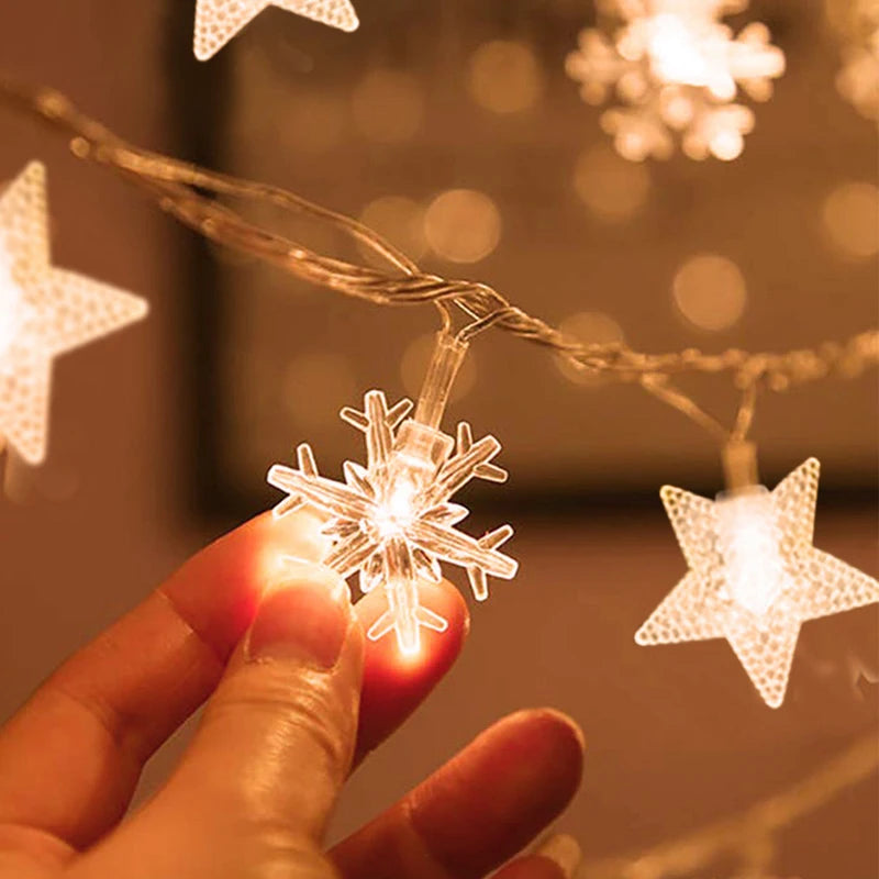 cordão de luzes de natal com figuras de árvores e renas - foto 4