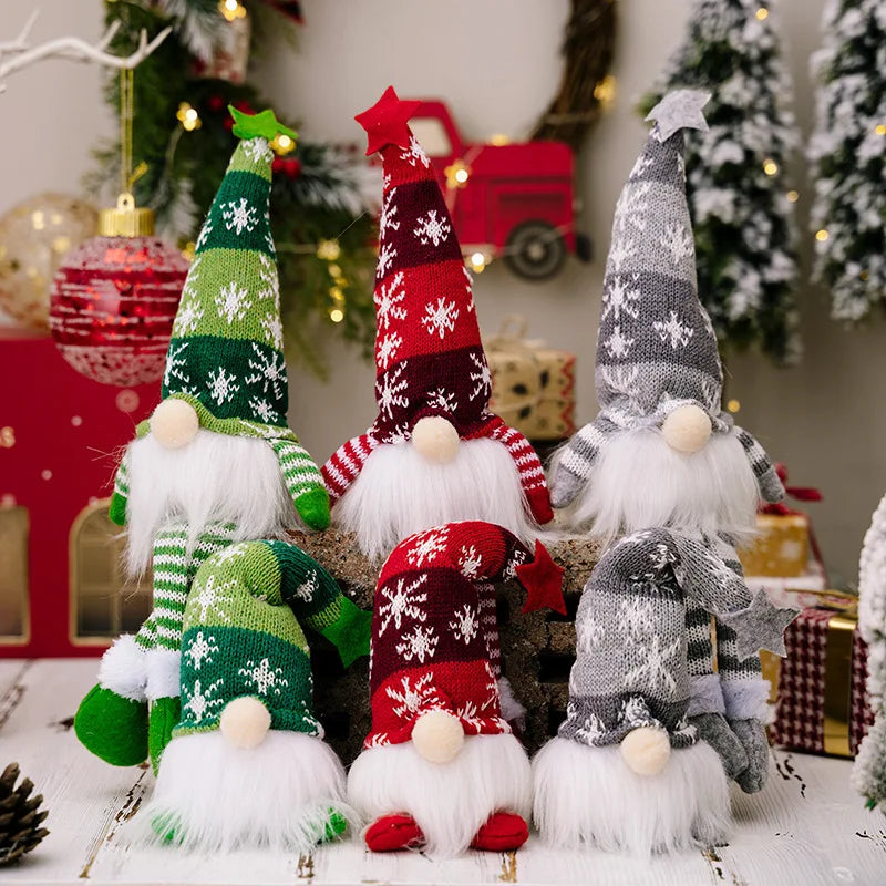 gnomos de natal com luz led sobre aparador - foto 3