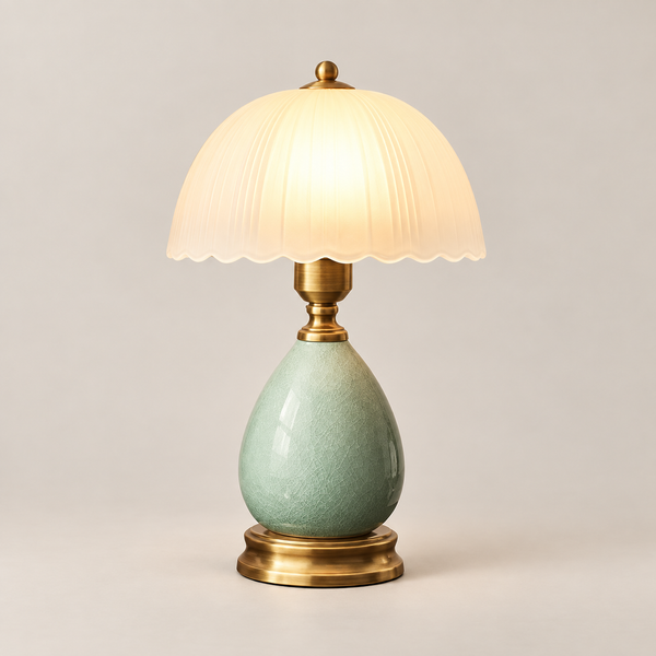 luminária de mesa com base de cerâmica verde